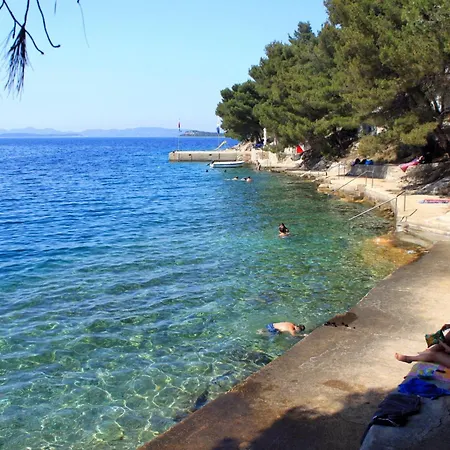 With Parking Space Sali, Dugi Otok - 8112 살리