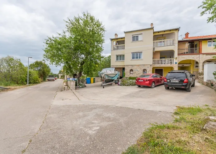 Appartamento With Parking Space Sali, Dugi Otok - 8112 Sali
