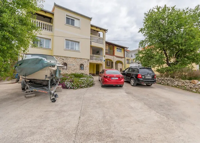 With Parking Space Sali, Dugi Otok - 8112 Sali